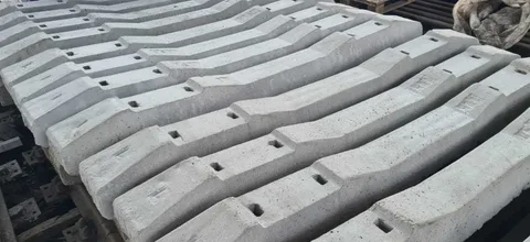 348798.jpeg 348798.jpeg